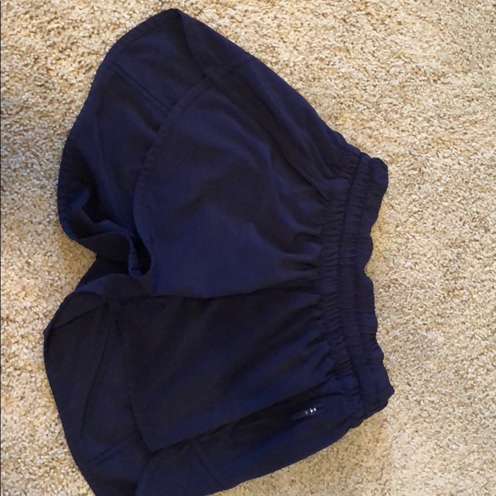 Lululemon Tracker IV shorts - NAVY